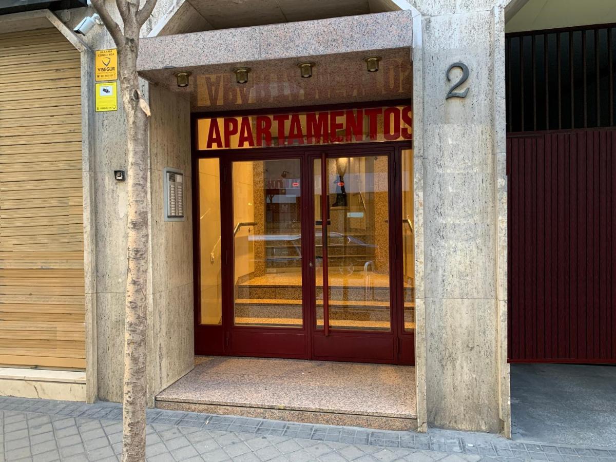 Apartamentos Suites Torr Madrid Exterior foto